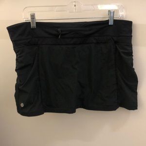 lululemon athletica Skirts - Lululemon black skirt, sz 10, 70522 lululemon athletica Skirts - Lululemon black skirt, sz 10, 70522